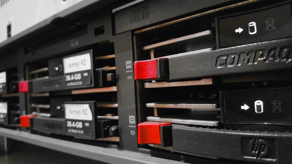 02 Removable disk array bays in a storage system